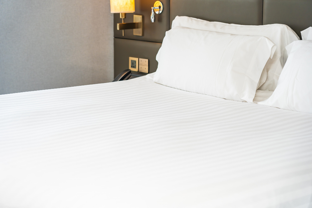 Why Are Wholesale Hotel Bed Sheets the Smart Choice for Hospitality Businesses?